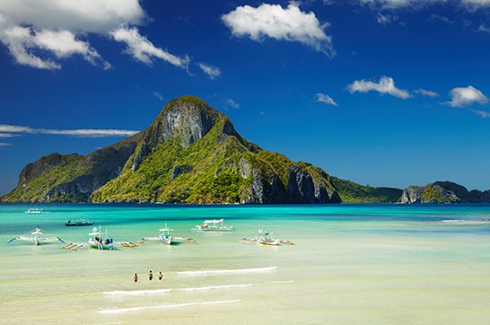 El Nido bay and Cadlao island, Palawan, Philippines. Photo taken on: December 19th, 2012